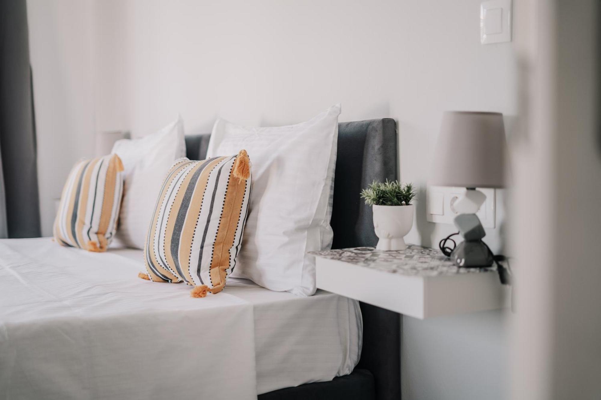 Sea Sailing Apartments Kontokali Ngoại thất bức ảnh